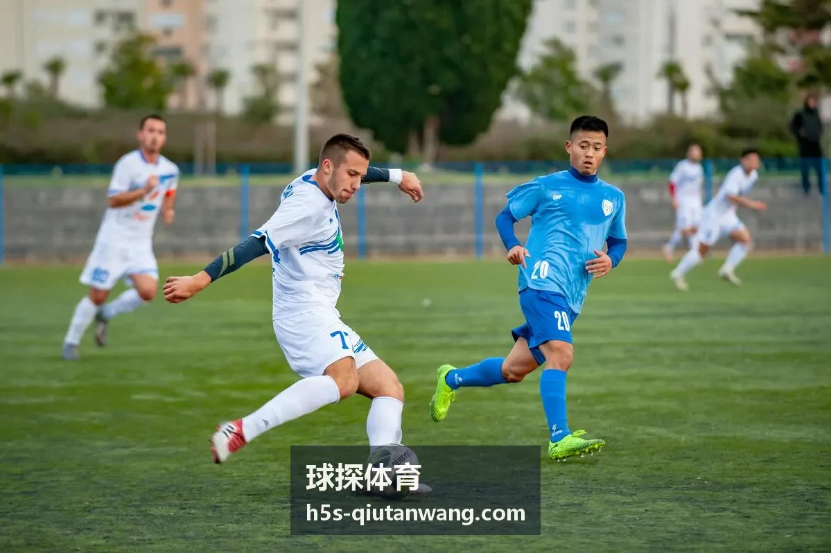 球探体育战术解析高位逼抢触发时机分析